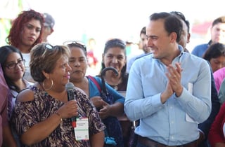 El alcalde Manolo Jiménez busca involucrar a ciudadanos en el proceso de entrega-recepción.