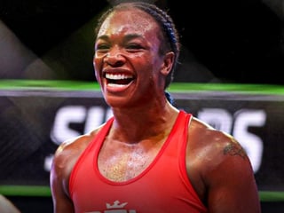 La dos veces campeona olímpica y mundial de tres divisiones, la estadounidense Claressa Shields, acordó un acuerdo de múltiples peleas en el Reino Unido. (ARCHIVO) 
