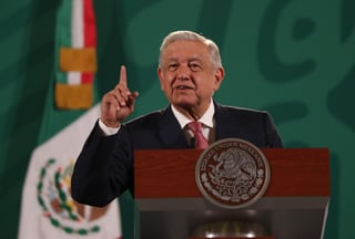 López Obrador ordenó levantar vetos a personas de otros países para que puedan venir a México. (ARCHIVO)