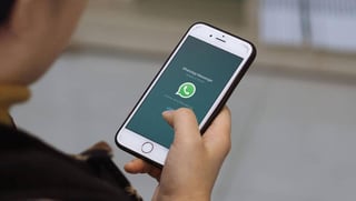 Además de ser una útil herramienta de comunicación, WhatsApp puede brindar momentos de diversión con sus funciones (ESPECIAL)  