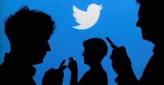 La red social Twitter lanzó su propia versión similar a los grupos de Facebook, 'Comunidades', con la que busca reunir a usuarios con gustos en común (ESPECIAL) 
