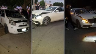 Conductor de taxi protagoniza accidente en calles del sector centro de Gómez Palacio, el saldo fueron cuantiosos daños materiales y una persona lesionada. (EL SIGLO DE TORREÓN) 