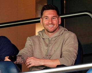 Messi podría debutar mañana en el Parque de los Príncipes. (EFE)