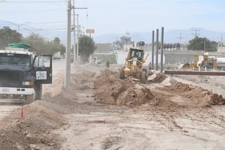 Los Municipios de Torreón y Gómez Palacio exceden los topes máximos establecidos en la Ley de Obras Públicas estatal para las contrataciones por adjudicación directa. (ARCHIVO)
