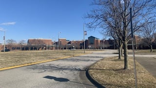Al menos dos personas resultaron heridas en un tiroteo en un instituto en Newport News, en el estado de Virginia (EUA), según ha confirmado desde las redes sociales la Policía de esta localidad. (ESPECIAL) 

 