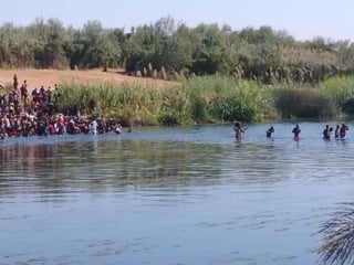 Los migrantes ahora pasan a Estados Unidos a través del Río Bravo en las inmediaciones del Parque Braulio Fernández Aguirre.