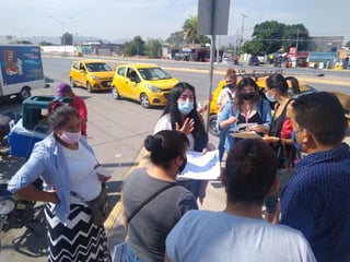 Se registró un segundo bloqueo por agotamiento de vacunas contra el COVID-19 en el Bosque Urbano de Torreón. (EL SIGLO DE TORREÓN)