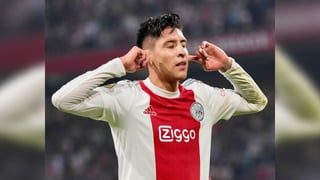 Edson Álvarez se ganó una gran ovación en el Johan Cruyff Arena tras abrir el marcador en el encuentro de la Eredivisie entre el Ajax y el Groningen. (ESPECIAL)
