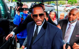 El cantante estadounidense R. Kelly fue declarado hoy culpable de crimen organizado y tráfico sexual tras un juicio de seis semanas que tuvo lugar en Nueva York, en el que decenas de personas testificaron en su contra.  (ARCHIVO) 