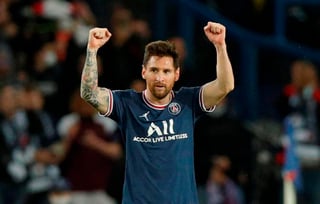 El momento que todos los fanáticos habían estado esperando, llegó el primer gol anotado por Lionel Messi tras su fichaje con el Paris Saint-Germain.  (ARCHIVO) 
