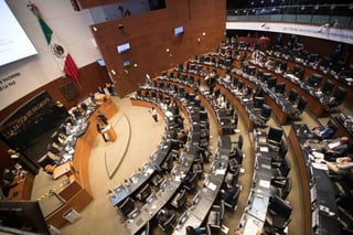 Coincidieron en que no hay fundamento legal para la conformación de una nueva fracción parlamentaria en la Cámara Alta, como lo pretenden cinco legisladores. (ARCHIVO)