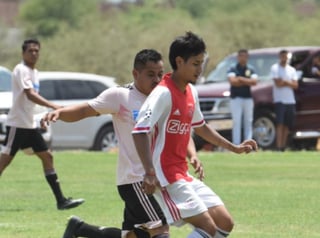 Mañana domingo alrededor del mediodía, la Liga Circuito Especial Laguna de Futbol Soccer, ha programado cotejos de poder en su categoría Libre. (ESPECIAL)
