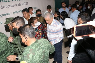 López Obrador aseguró que el portazo de este domingo en Huauchinango, por parte de damnificados del huracán 'Grace', son gajes del oficio y no pasa nada. (ARCHIVO)