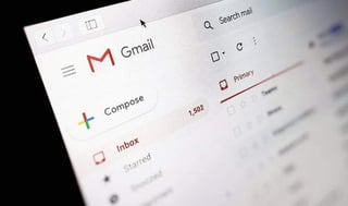 El servicio de Gmail de Google también ha presentado fallos este lunes al igual que Facebook y otras redes sociales (ESPECIAL) 