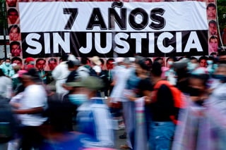 'Si el gobierno de López Obrador no esclarece el caso de la desaparición de los 43, sería la peor situación de su vida política'. (EFE)