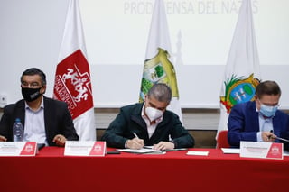 Conagua y Prodefensa del Nazas firmaron acuerdo vinculante a Agua Saludable. (ÉRICK SOTOMAYOR)