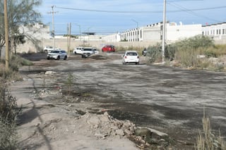 Inician autoridades con la pavimentación del último tramo pendiente en la prolongación Juárez. (EL SIGLO DE TORREÓN)