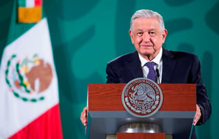 Al calificarla como 'una buena noticia', el presidente Andrés Manuel López Obrador confirmó este miércoles que los primeros días de noviembre se reabrirá la frontera con Estados Unidos y 'ya vamos a tener normalidad en nuestra frontera norte'. (ARCHIVO) 