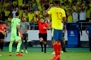 Colombia y Ecuador empatan en un juego marcado por las decisiones de VAR y que generó polémica por arbitraje.