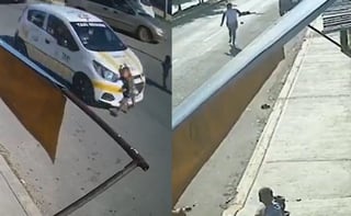 El niño fue arrastrado varios metros por el taxi que lo embistió mientras intentaba cruzar la calle con su madre, en Quintana Roo (CAPTURA) 