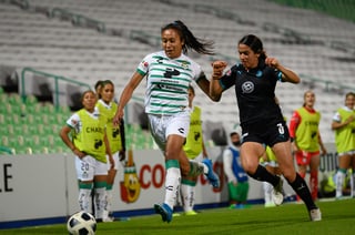 Mariela Jiménez ha sido un buen revulsivo para Santos.
