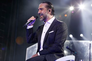 El cantante mexicano Alejandro Fernández donó 100.000 dólares en ganancias de su gira musical estadounidense a una campaña que lucha en contra de la separación de familias inmigrantes en Estados Unidos.