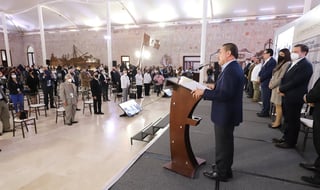 El gobernador José Rosas Aispuro Torres inauguró el foro Retos y Perspectivas para el Desarrollo Ferroviario de México.