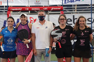 Ana María Cabrejas (i) y Ana Paula de la Peña avanzaron a semifinales tras imponerse 6-3, 6-4 a Johana Snaider y Michelle Rullan (REVELO SPORT) 