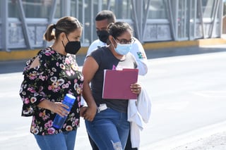 Del 31 de octubre al 6 de noviembre se registraron 140 menos contagios de COVID-19 en Coahuila que en la semana previa. (ARCHIVO)