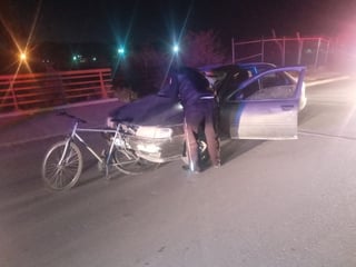 Ciclista muere arrollado por un auto en calles de Gómez Palacio; el responsable fue detenido. (EL SIGLO DE TORREÓN)