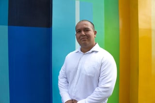 Autor. El oriundo de Ciudad Guzmán, Jalisco, es el actual ganador del Premio Nacional de Cuento Agustín Yáñez. (CORTESÍA / Miguel Ángel Avilés)