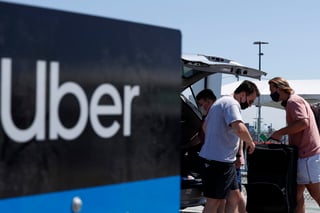 El Gobierno de Estados Unidos anunció que ha presentado una demanda contra la empresa de transporte Uber por cobrar una tarifa adicional en concepto de 'tiempo de espera' a las personas que, a causa de una discapacidad, tardan más tiempo en acceder al vehículo. (ARCHIVO) 
 
