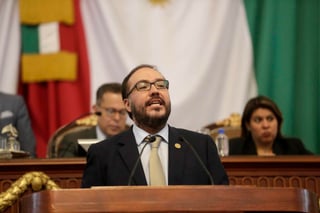 Mauricio Toledo es requerido por un Juez de Control de la Ciudad de México, por su probable participación en la comisión del delito de enriquecimiento ilícito. (ARCHIVO)
