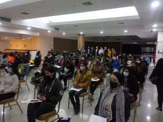 El grupo de estudiantes recibe una beca mensual de 500 pesos por parte del Club Rotario de Torreón. (EL SIGLO DE TORREÓN)
