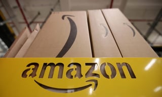 Amazon reducirá su uso de paquetes de plásticos en Alemania, ante denuncias de que el gigante de ventas por internet está contribuyendo al amontonamiento de basura. (ARCHIVO) 
 