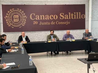 Personal de la Dirección de Desarrollo Urbano ha sostenido reuniones con representantes de cámaras empresariales y colegios de profesionistas, por instrucciones del alcalde Manolo Jiménez Salinas.
