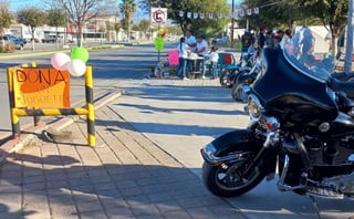 Desde temprana hora del domingo los motociclistas se instalaron en el paseo público ubicado en el cruce de los bulevares Harold R. Pape y Francisco I. Madero, frente al emblemático monumento conocido como el “rayador de queso”. (ARCHIVO) 
