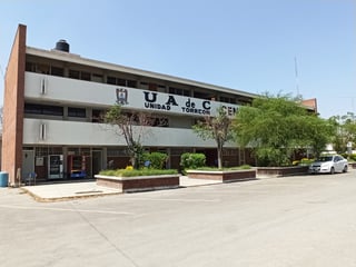 La Universidad Autónoma de Coahuila (UAdeC) continuará con los recortes en la nómina.