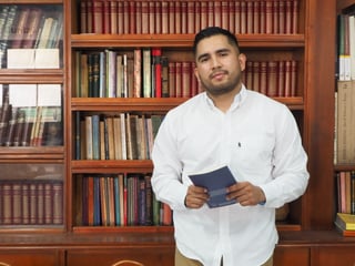 Escritor. El profesor Edgar R. Camacho ha vuelto a las letras en un compendio de cuentos (FOTO: ARCHIVO)