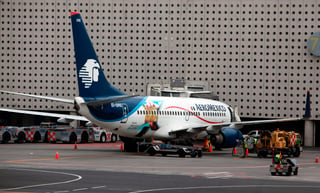 A las 06:53 horas, el avión de Aeroméxico despegó rumbo a Villahermosa, Tabasco, y se espera que haga 1 hora con 50 minutos. (ARCHIVO)