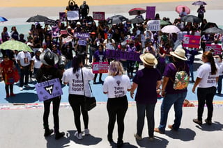 En la marcha buscan verdad y justicia por el caso de desaparición de Yajaira Sugey Parra Hernández, joven originaria de Torreón. (ÉRICK SOTOMAYOR)