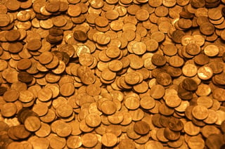 Según un comunicado del Banco Central difundido hoy, las monedas de oro se elaborarán en la firma Fidelity Gold Refineries y se podrán adquirir en el sistema bancario local. (ARCHIVO)