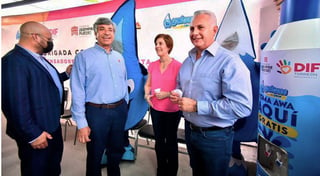 Colocan módulos para abastecer agua gratis en Torreón