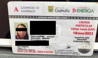 Agentes de Vialidad en Torreón recibieron una licencia de conducir apócrifa como garantía por una infracción.