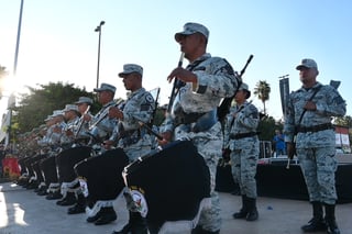 Luego de dos años de restricciones por la pandemia del COVID-19, se realizó nuevamente el tradicional desfile militar en la ciudad de Torreón. (VERÓNICA RIVERA)