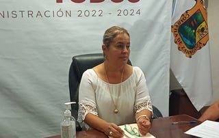 Yadira Cárdenas, síndica de Mayoría.