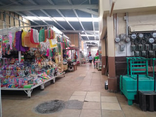 No esperan repunte en ventas por Día de Muertos en mercado de San Pedro