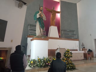 Esperan entre 8 mil a 10 mil fieles en la celebración de San Judas Tadeo en la parroquia de Torreón, durante este viernes.