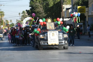 Son cerca de 10 mil los fieles que han peregrinado en la primera semana, en Torreón. (FERNANDO COMPEÁN)