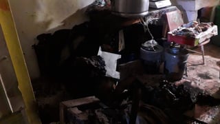 Corto circuito provoca incendio de vivienda en Torreón